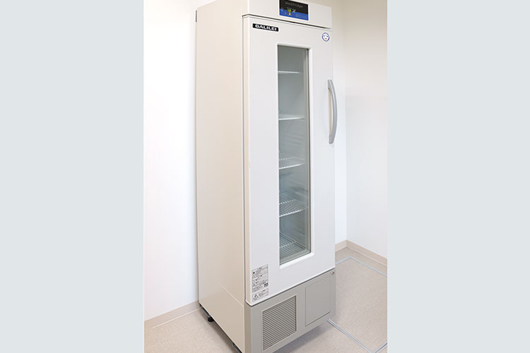 薬用冷凍冷蔵庫